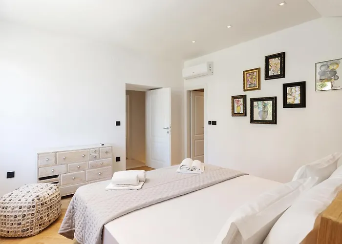 B With Old Town & Sea View Lejlighed *