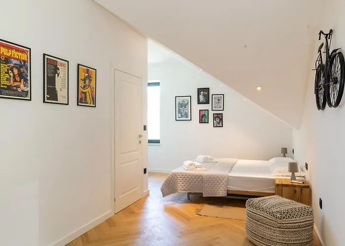 Lejlighed B With Old Town & Sea View