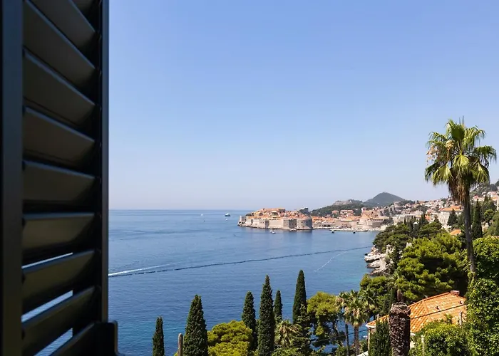 B With Old Town & Sea View 두브로브니크